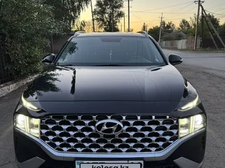 Hyundai Santa Fe 2023 года за 16 350 000 тг. в Караганда – фото 4