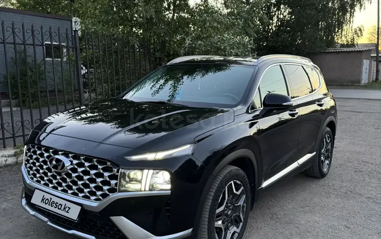 Hyundai Santa Fe 2023 годаүшін16 350 000 тг. в Караганда