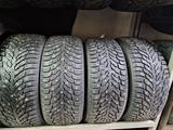 225/45 R18 95T Nokian Hakkapeliitta 9 с шипами б/у за 180 000 тг. в Астана