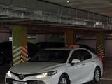 Toyota Camry 2019 годаүшін12 000 000 тг. в Астана – фото 2