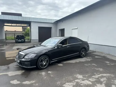 Mercedes-Benz S 65 AMG 2006 года за 6 000 000 тг. в Караганда