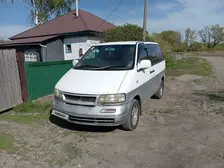 Nissan Largo, 1996