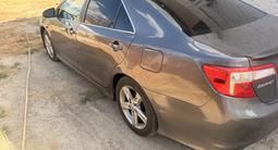 Toyota Camry 2014 года за 5 500 000 тг. в Атырау – фото 2