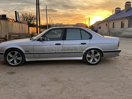 BMW 520 1995 года за 2 000 000 тг. в Актобе – фото 2