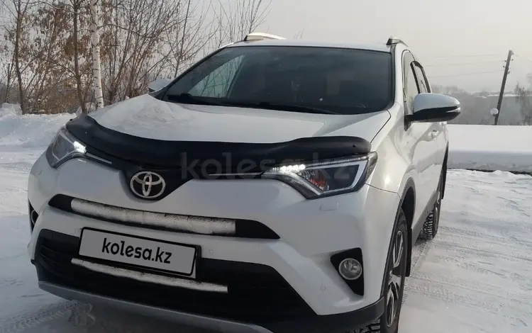 Toyota RAV4 2018 года за 11 500 000 тг. в Усть-Каменогорск