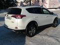 Toyota RAV4 2018 года за 11 500 000 тг. в Усть-Каменогорск – фото 3
