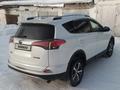 Toyota RAV4 2018 года за 11 500 000 тг. в Усть-Каменогорск – фото 4