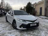 Toyota Camry 2022 годаүшін17 500 000 тг. в Алматы