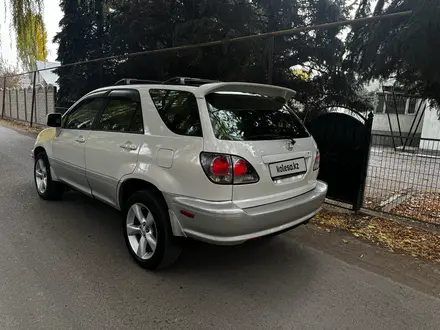 Lexus RX 300 2001 года за 5 050 000 тг. в Алматы – фото 7