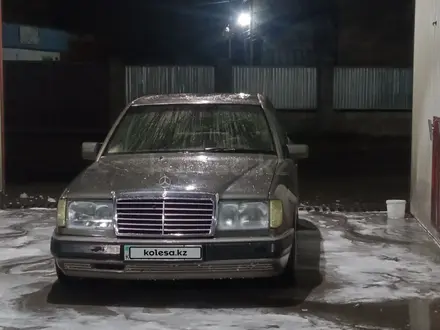 Mercedes-Benz E 230 1992 года за 1 900 000 тг. в Алматы – фото 6