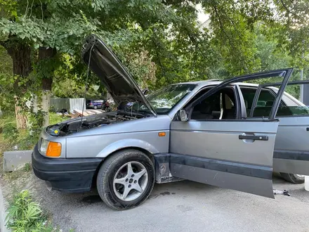 Volkswagen Passat 1990 года за 800 000 тг. в Алматы – фото 4