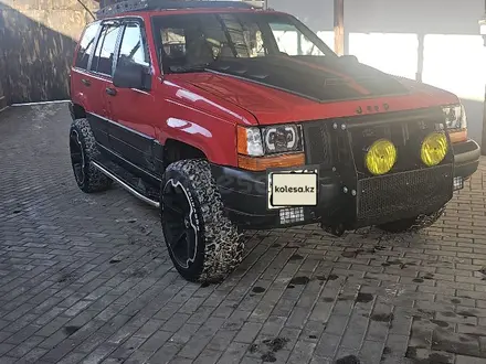 Jeep Grand Cherokee 1993 года за 3 500 000 тг. в Алматы