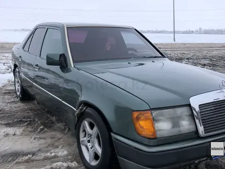 Mercedes-Benz E 220 1993 года за 1 400 000 тг. в Тараз – фото 12