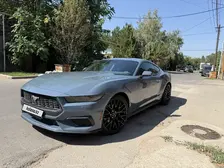 Ford Mustang, 2025