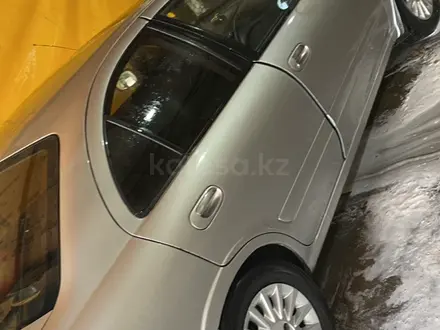 Nissan Sunny 2005 года за 2 800 000 тг. в Астана – фото 4