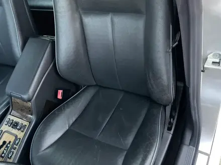 Mercedes-Benz E 320 1999 года за 5 300 000 тг. в Шымкент – фото 13