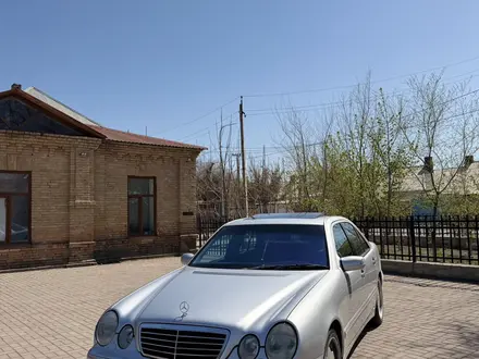 Mercedes-Benz E 320 1999 года за 5 300 000 тг. в Шымкент – фото 39