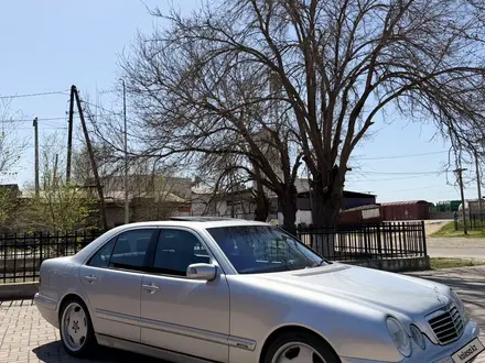 Mercedes-Benz E 320 1999 года за 5 300 000 тг. в Шымкент – фото 41