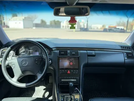 Mercedes-Benz E 320 1999 года за 5 300 000 тг. в Шымкент – фото 43