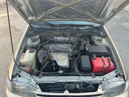 Toyota Carina E 1995 года за 2 300 000 тг. в Шымкент – фото 2