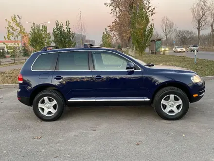 Volkswagen Touareg 2005 года за 6 200 000 тг. в Алматы – фото 6