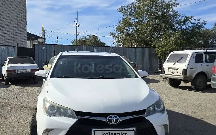 Toyota Camry 2015 года за 7 500 000 тг. в Актобе