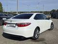 Toyota Camry 2015 года за 7 500 000 тг. в Актобе – фото 4