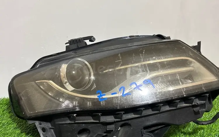 Фара передняя правая Audi A4 B8 1.8 за 70 000 тг. в Астана
