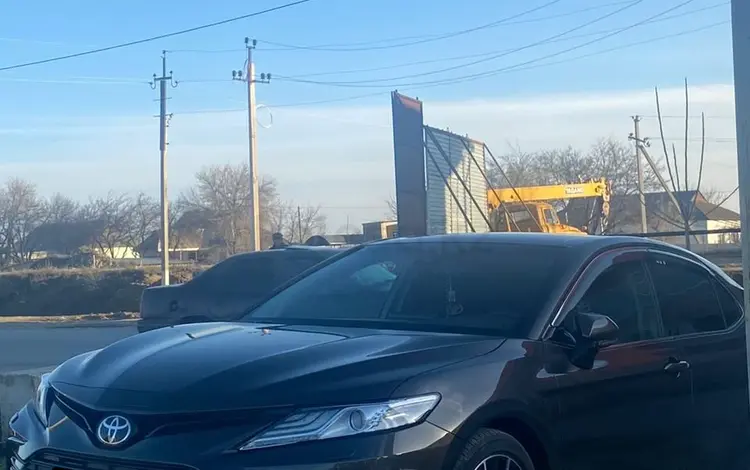 Toyota Camry 2021 года за 19 000 000 тг. в Шымкент