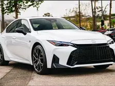 Lexus is-350, 2026