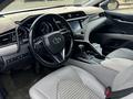 Toyota Camry 2020 годаfor11 500 000 тг. в Атырау – фото 6