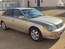Toyota Avalon, 2001