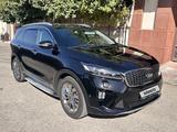 Kia Sorento 2018 года за 13 500 000 тг. в Шымкент