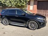 Kia Sorento 2018 года за 13 500 000 тг. в Шымкент – фото 5