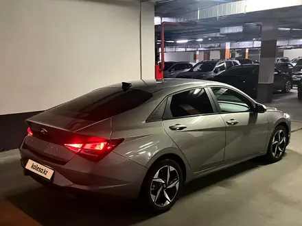 Hyundai Elantra 2023 года за 10 700 000 тг. в Алматы – фото 5