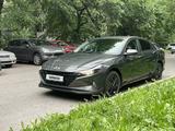 Hyundai Elantra 2023 года за 9 500 000 тг. в Алматы