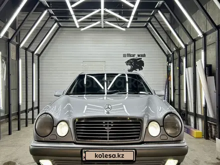 Mercedes-Benz E 230 1997 годаүшін2 850 000 тг. в Астана – фото 21