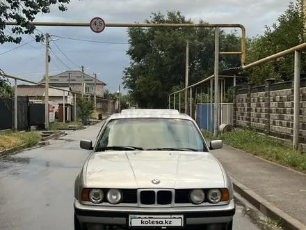 BMW 525 1993 года за 2 800 000 тг. в Алматы – фото 2