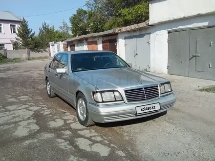 Mercedes-Benz S 320 1995 года за 6 500 000 тг. в Караганда – фото 2