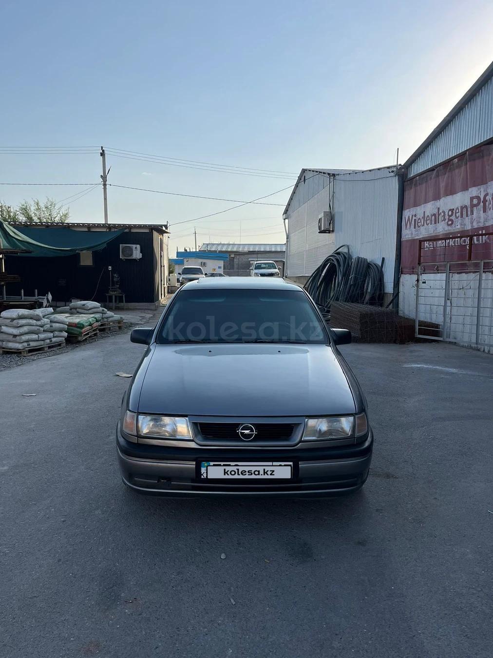 Opel Vectra 1992 г.