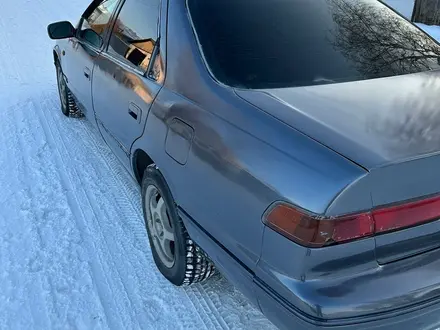 Toyota Camry 1998 года за 2 800 000 тг. в Сарыозек