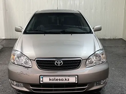 Toyota Corolla 2004 года за 3 500 000 тг. в Семей – фото 2
