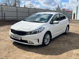 Kia Cerato 2018 года за 7 300 000 тг. в Уральск – фото 2