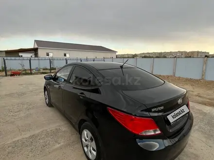 Hyundai Accent 2015 года за 5 500 000 тг. в Кульсары – фото 2