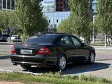 Mercedes-Benz E 500 2002 года за 4 900 000 тг. в Астана – фото 4
