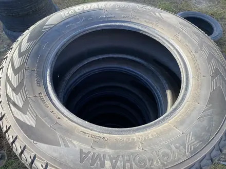 Комплект зимние шины 265/65/17 265/65R17 Yokohama. за 100 000 тг. в Алматы – фото 6