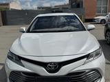 Toyota Camry 2020 года за 13 000 000 тг. в Костанай – фото 2