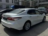 Toyota Camry 2020 года за 13 000 000 тг. в Костанай – фото 5