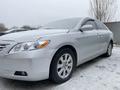 Toyota Camry 2007 года за 6 100 000 тг. в Актобе – фото 4