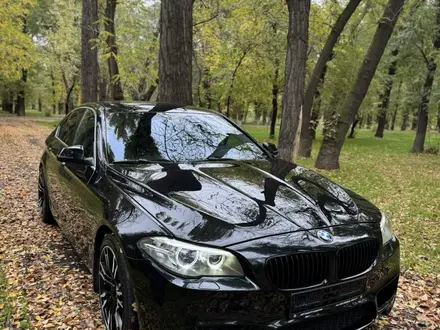 BMW 520 2014 года за 13 000 000 тг. в Алматы – фото 2